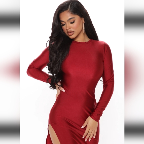 NWT! FASHION NOVA DRESS! - Picture 6 of 9
